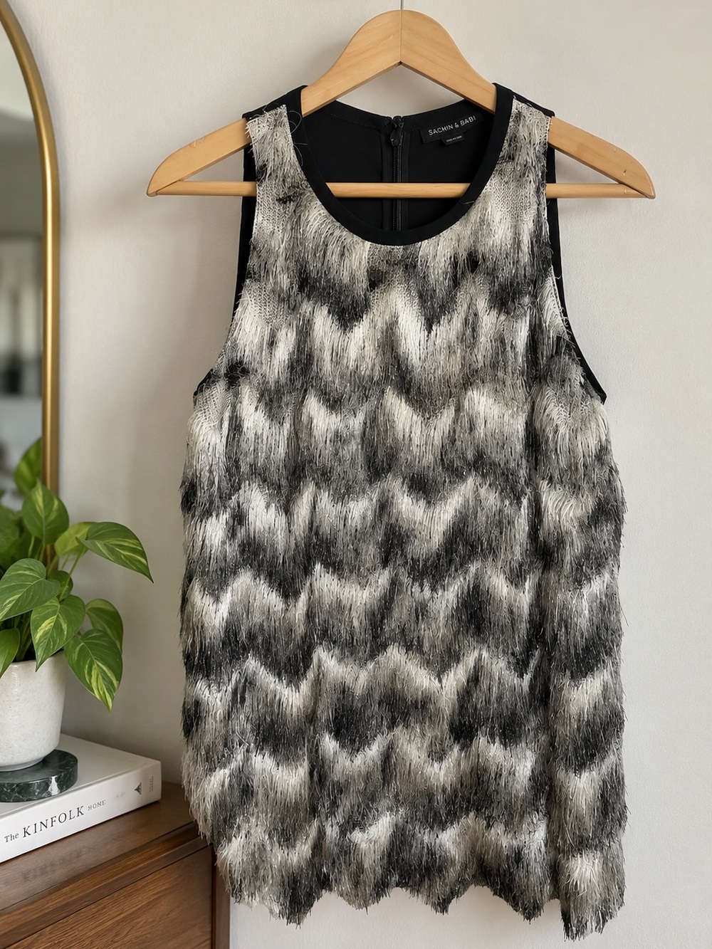 Sachin + Babi Black White Eyelash Fringe Sleeveless Blouse Top Size S - Picture 1 of 11